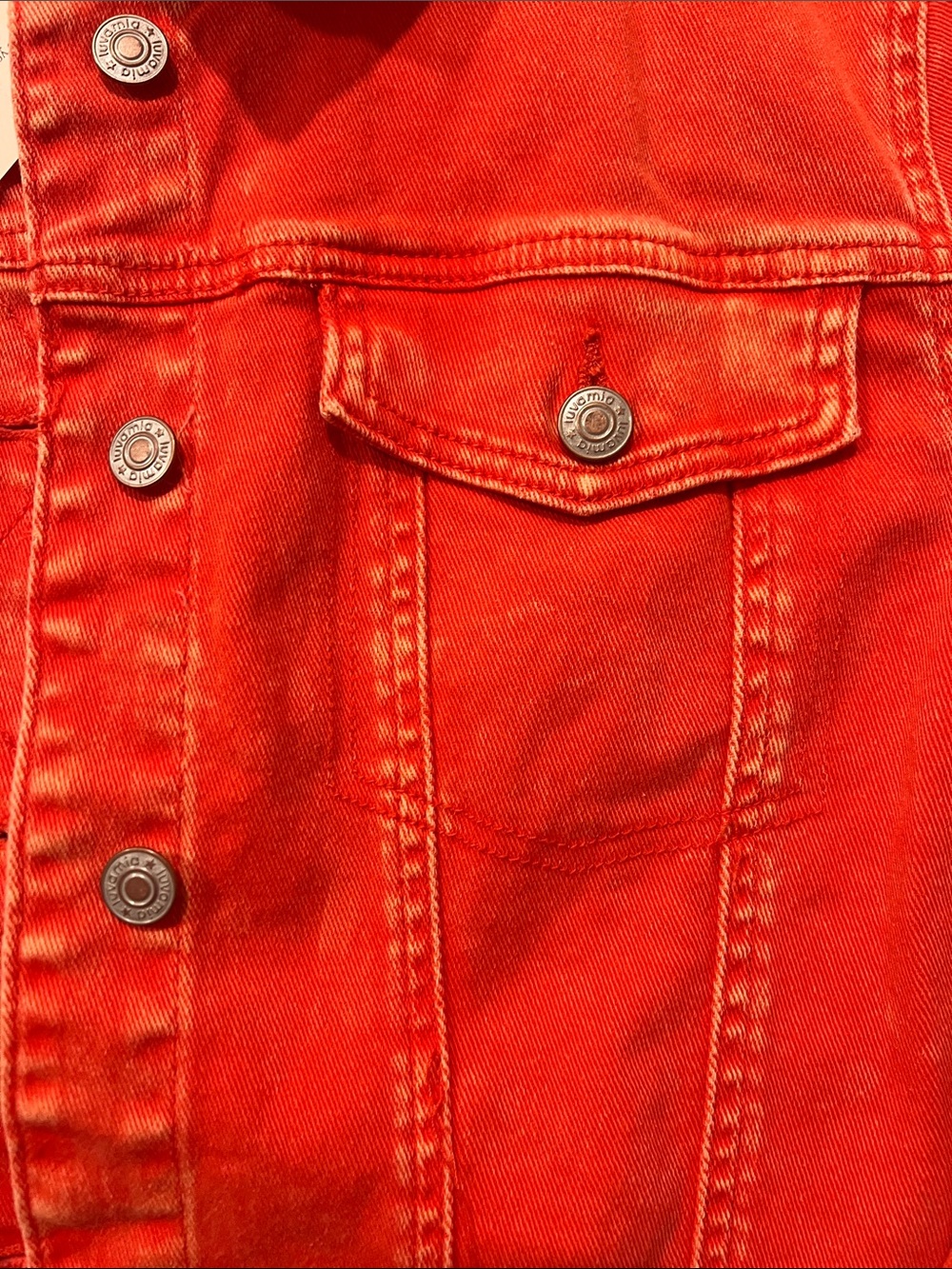 Ladies Distessed Red Denim Jacket - NWT Size Large - Picture 3 of 6